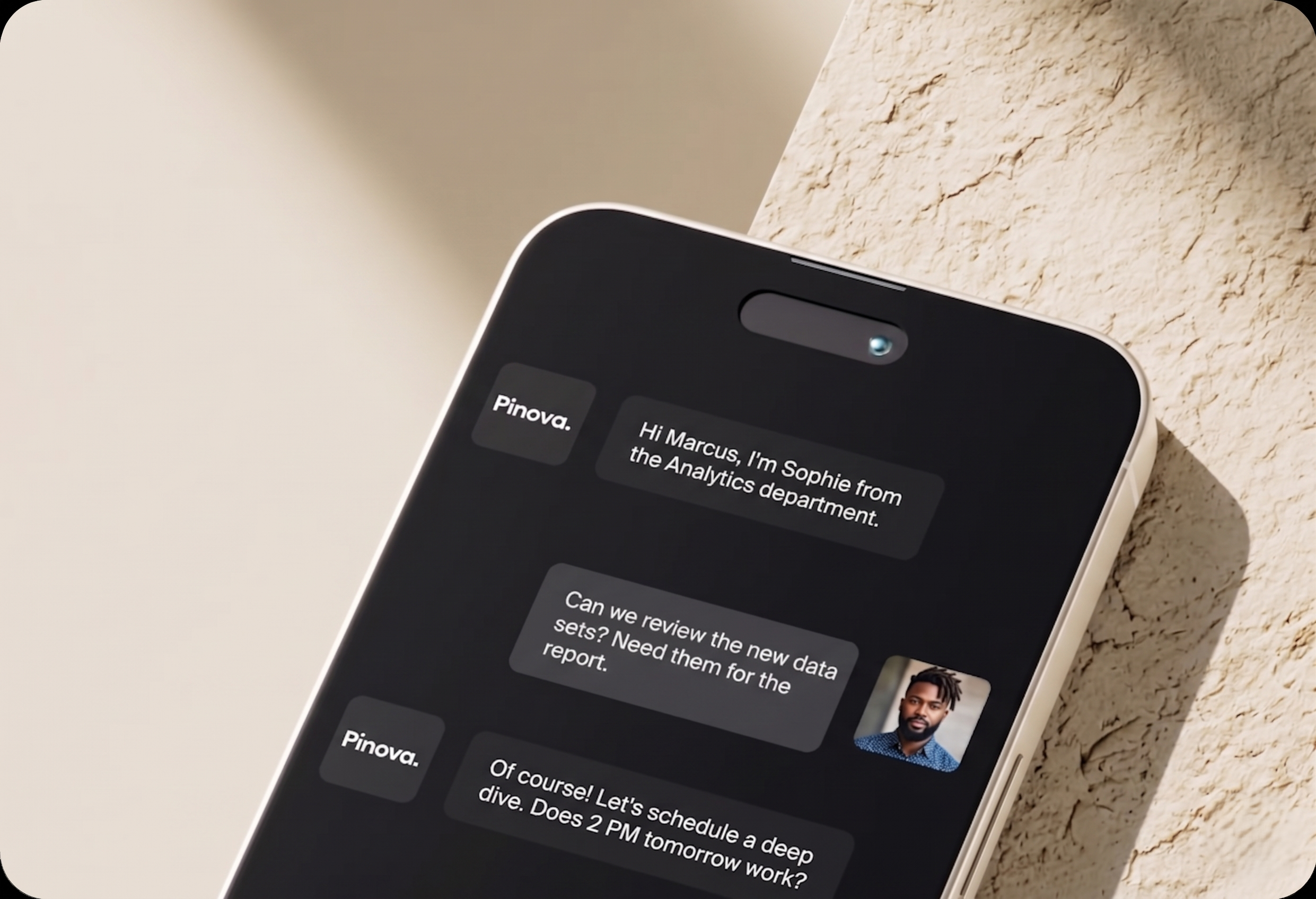 Pinova 24/7 AI lead assistant: Professional on phone responding to clients